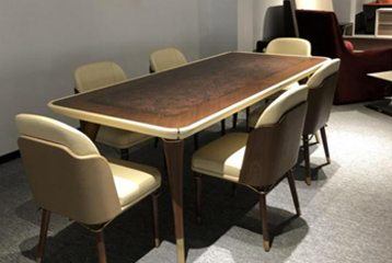 Which Wood Material for Solid Wood Tables and Chairs is More Textured, Timeless and Durable?